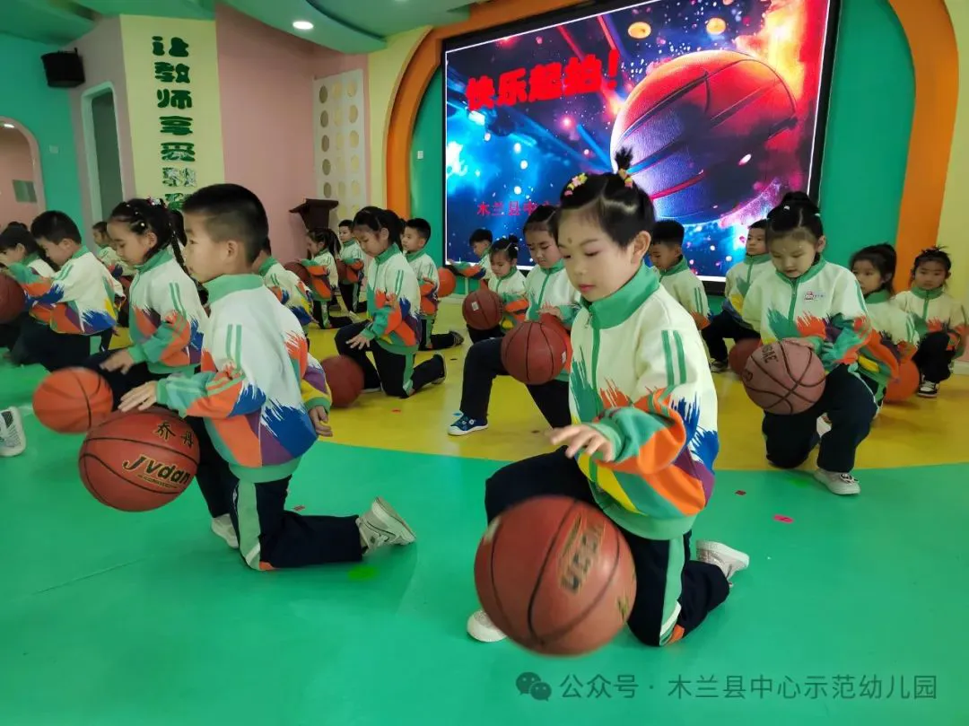 大学生篮球社团如何引入智能情感技术_0
